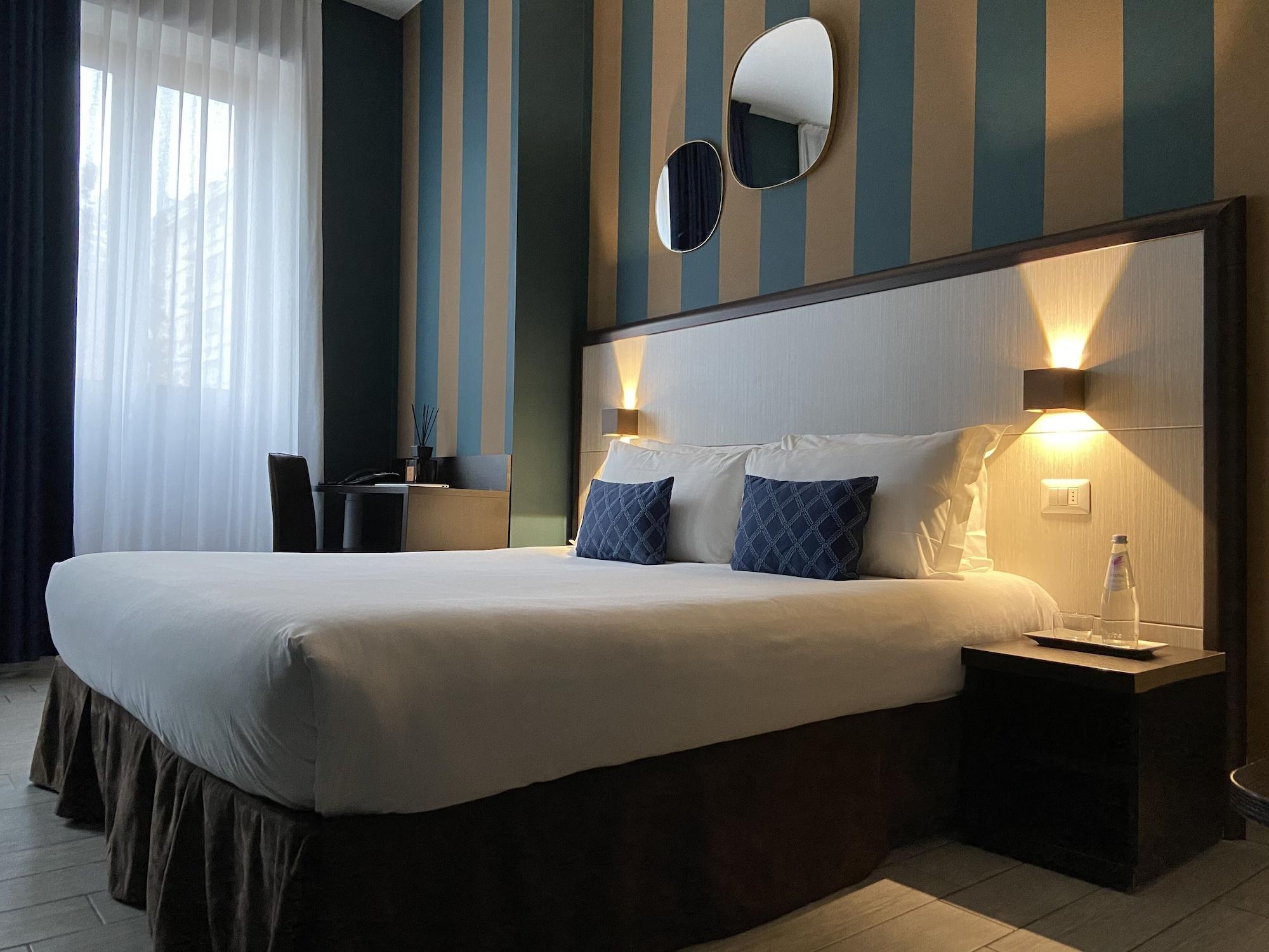 Av Hotel Milano Экстерьер фото