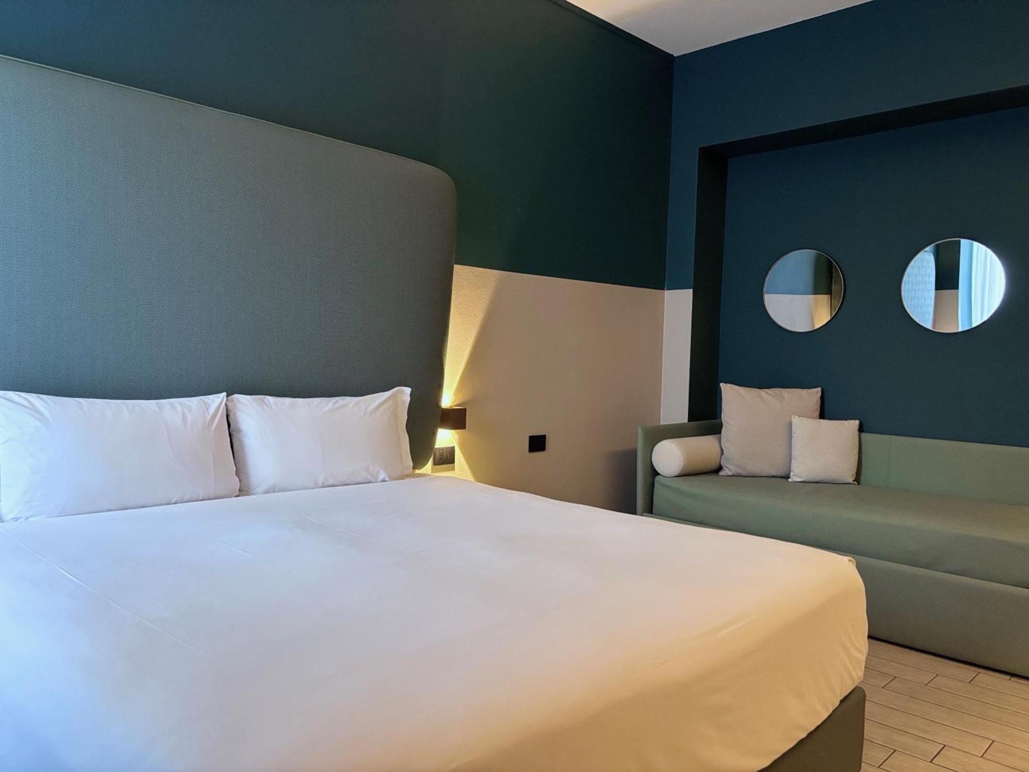 Av Hotel Milano Экстерьер фото
